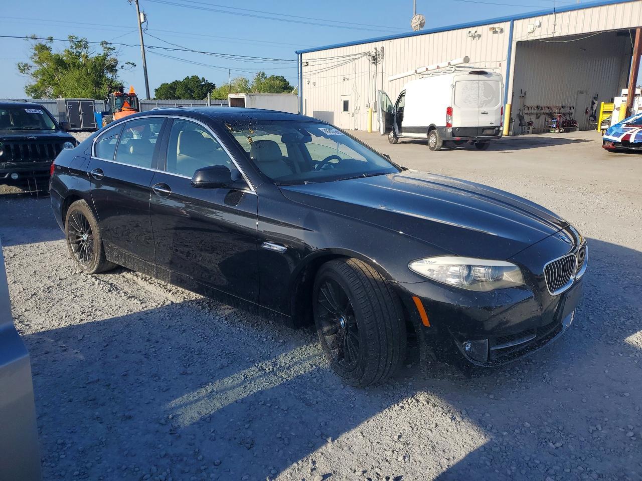 2013 BMW 535 I - zdjęcie 4