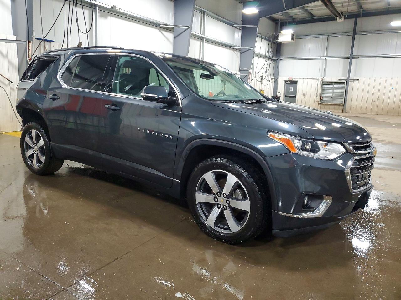 2019 Chevrolet Traverse Lt - zdjęcie 4