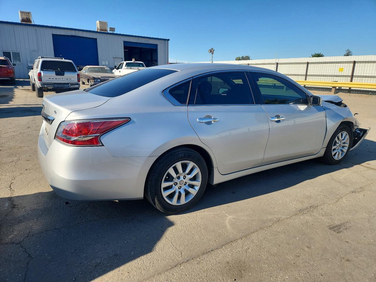 2015 Nissan Altima 2.5 S - zdjęcie 3