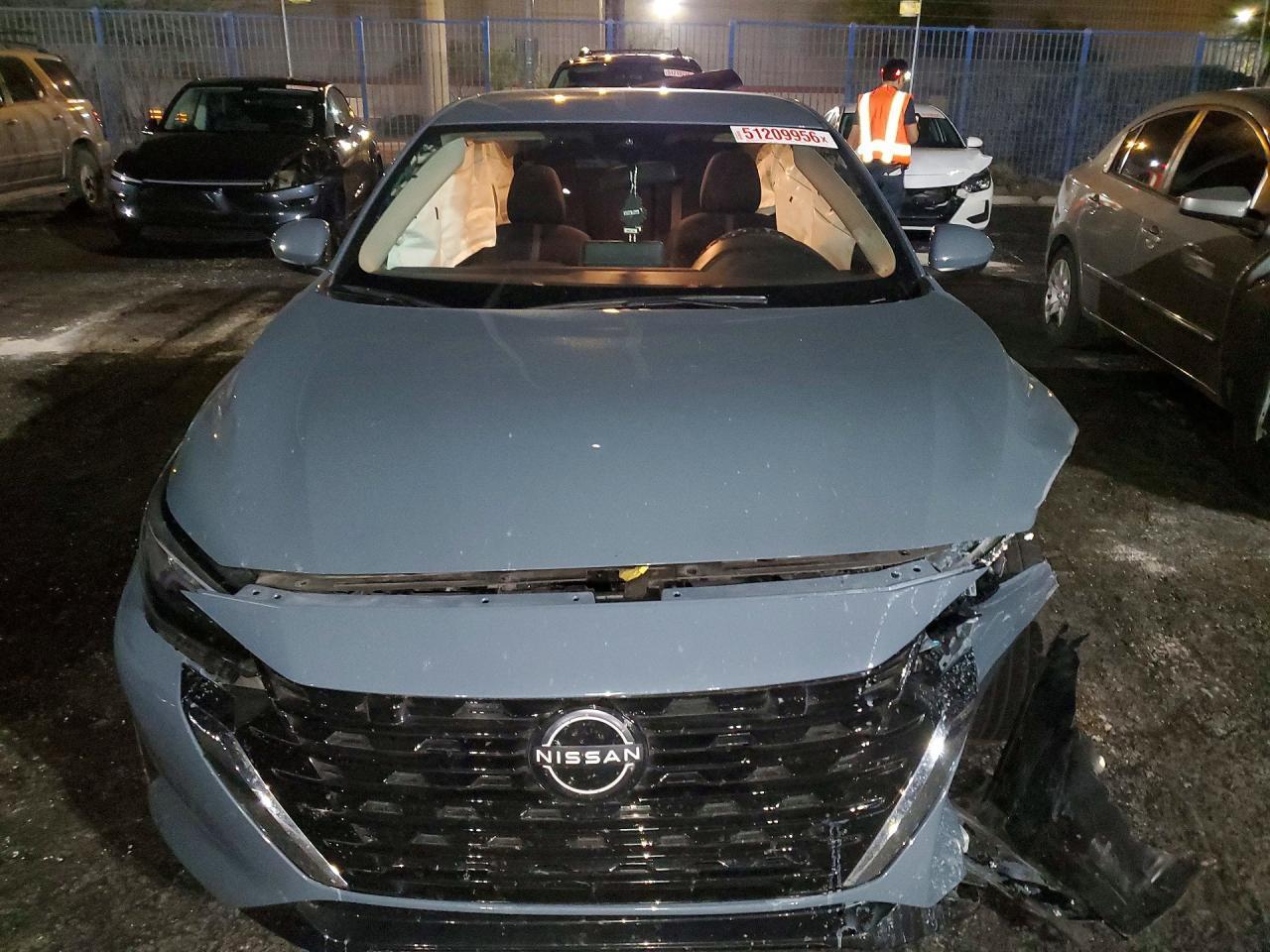 2025 Nissan Sentra Sv - zdjęcie 5