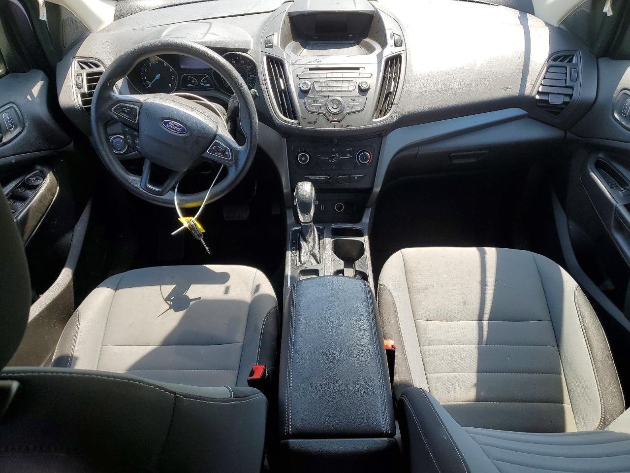 2018 Ford Escape S - zdjęcie 8
