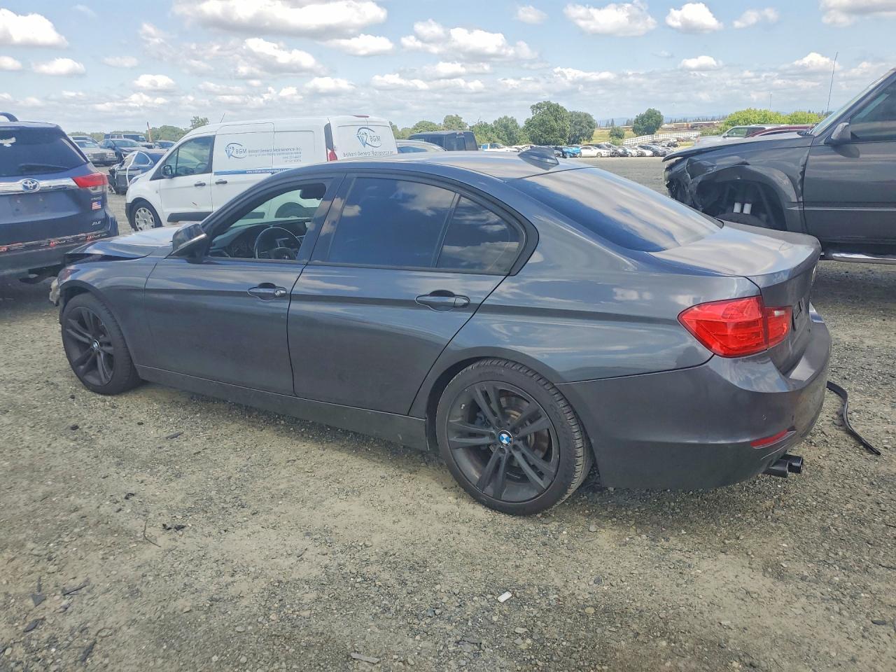 BMW Seria 3 - zdjęcie 2