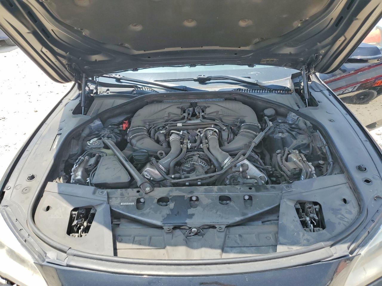 2013 BMW 750 Li - zdjęcie 11