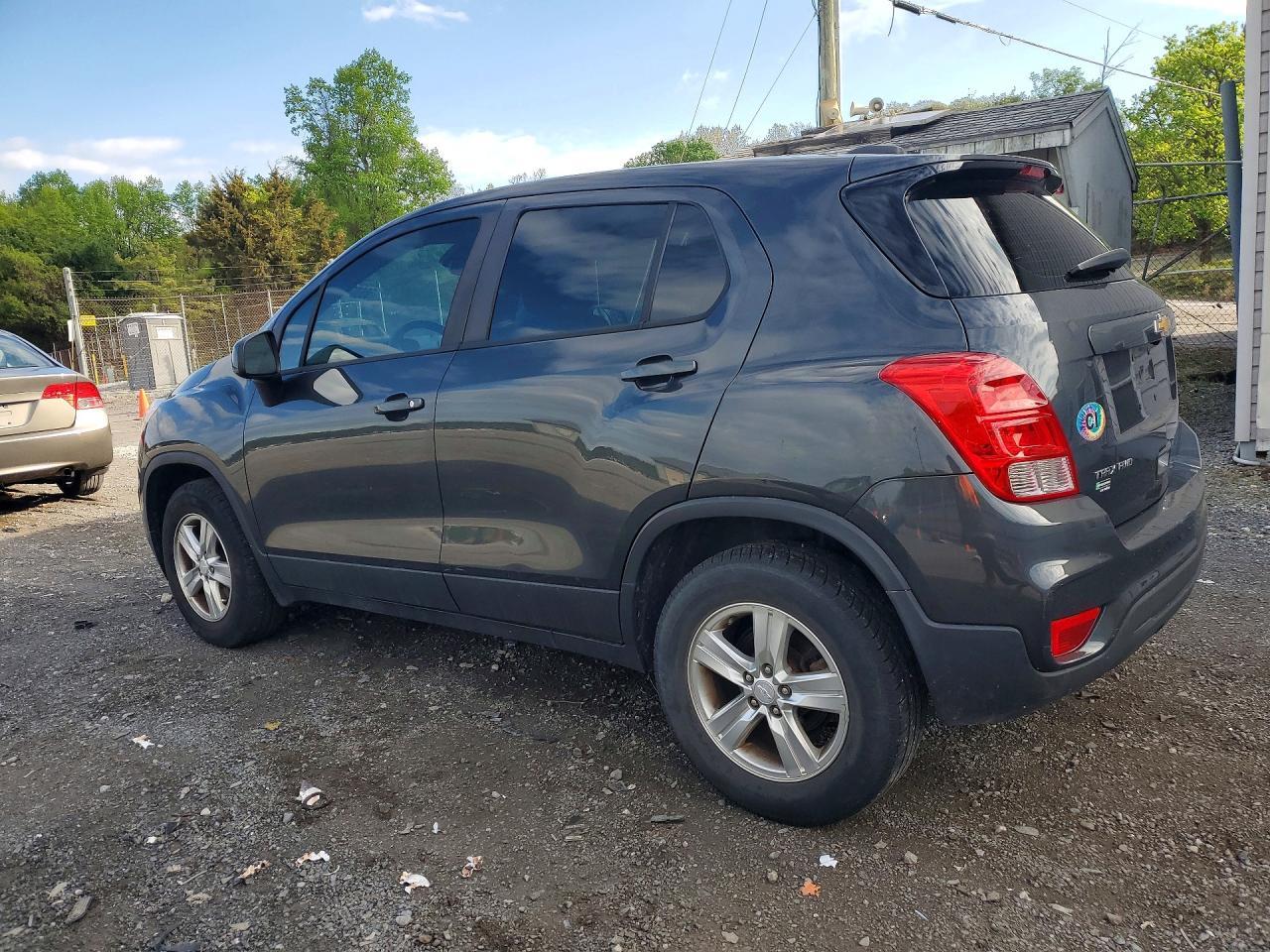 2019 Chevrolet Trax Ls - zdjęcie 2