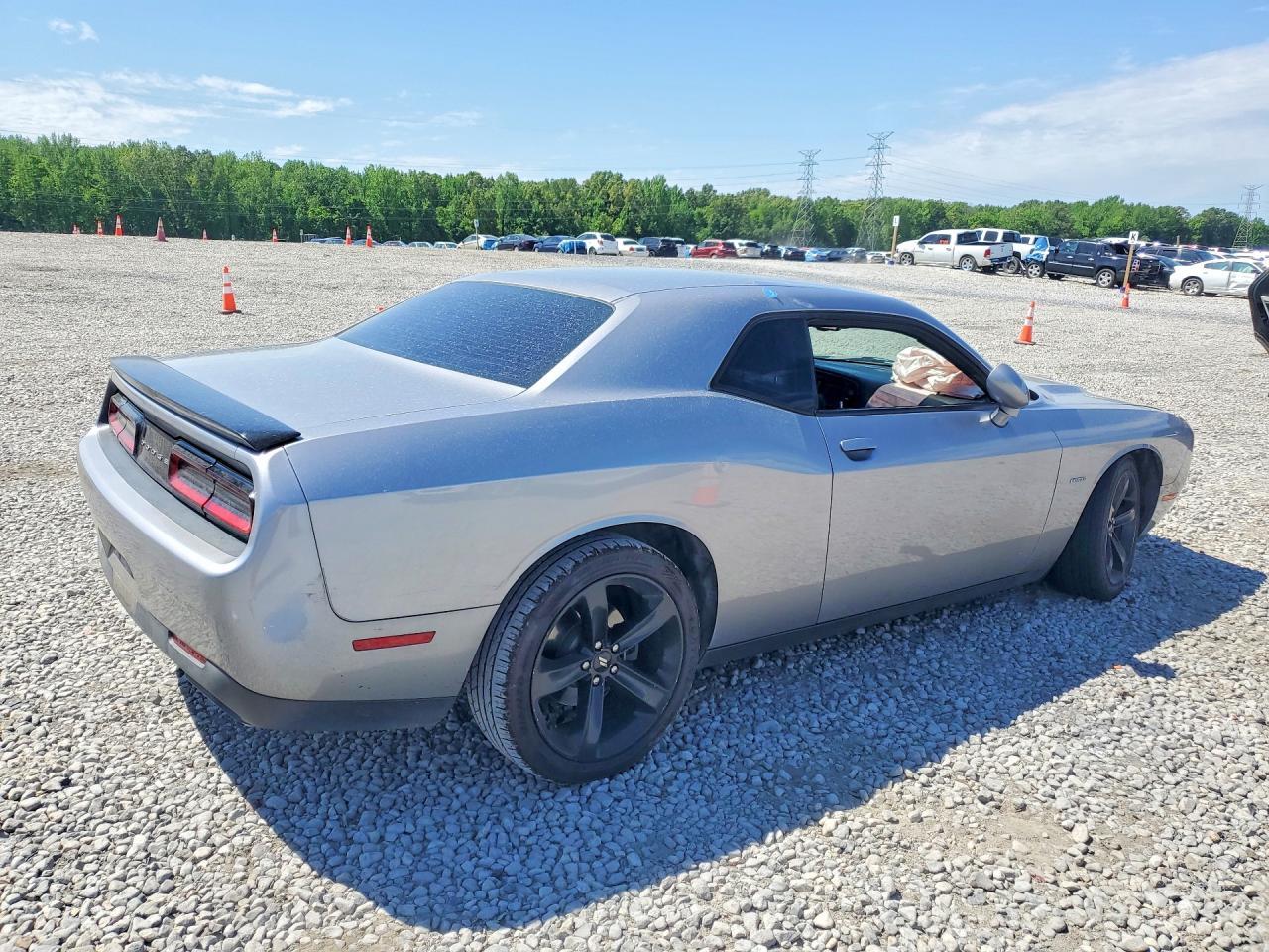 2016 Dodge Challenger R - zdjęcie 3
