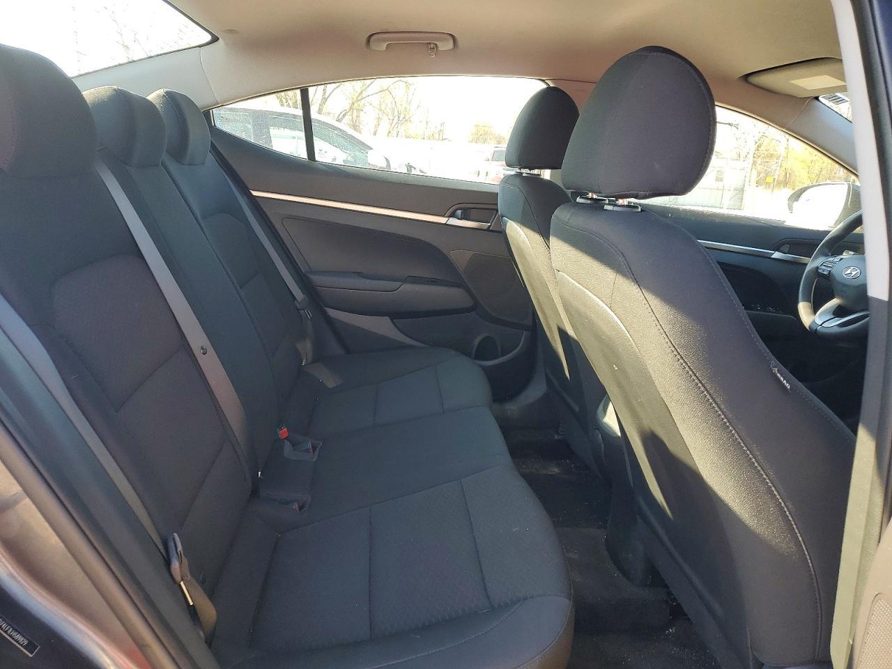 2020 Hyundai Elantra Se - zdjęcie 10