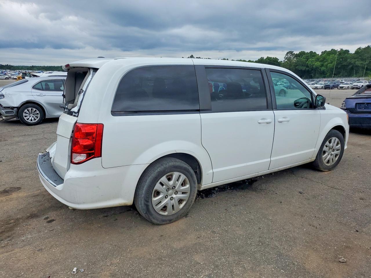 2018 Dodge Grand Caravan Se - zdjęcie 3