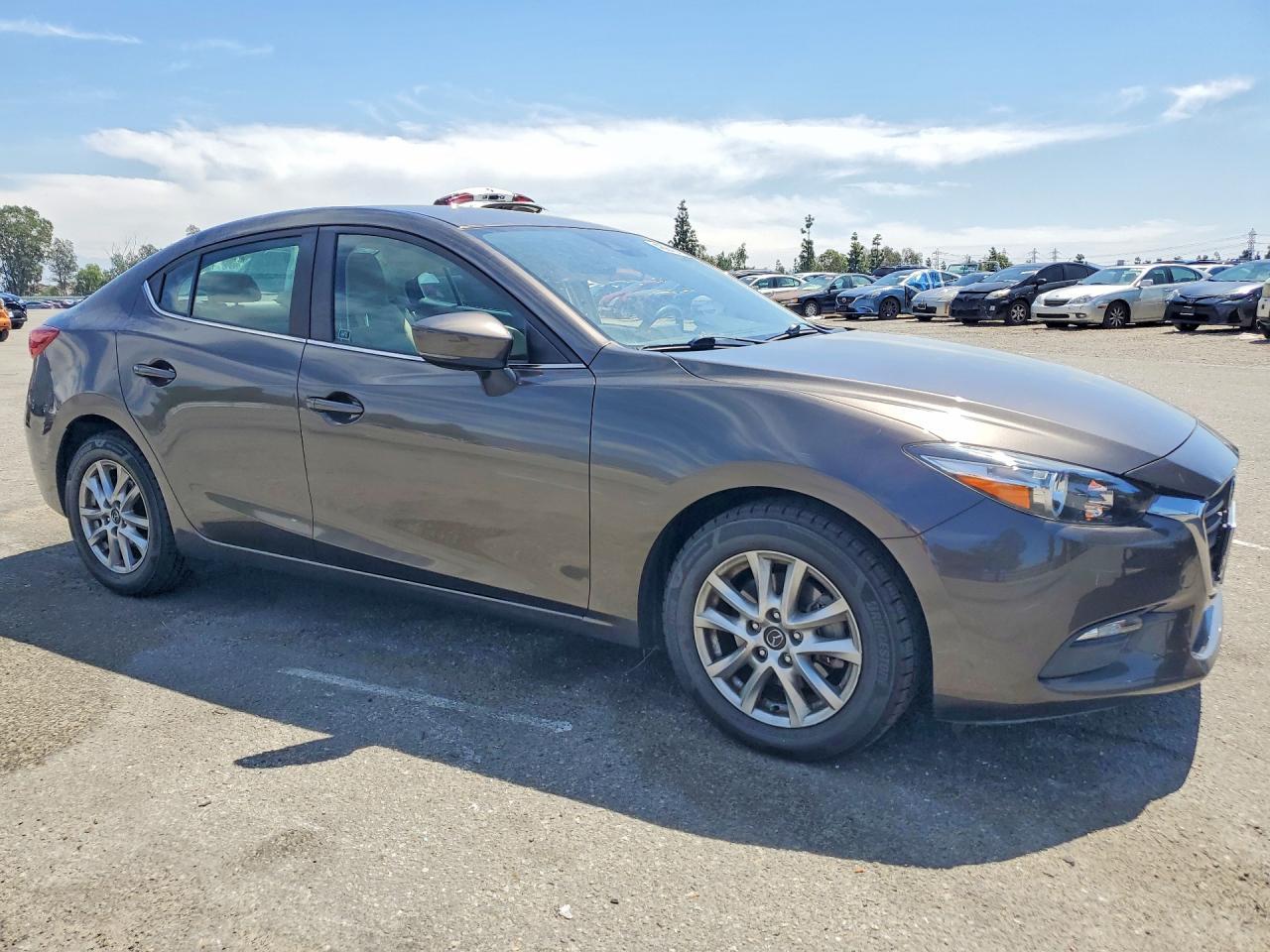 2018 Mazda 3 Sport - zdjęcie 4