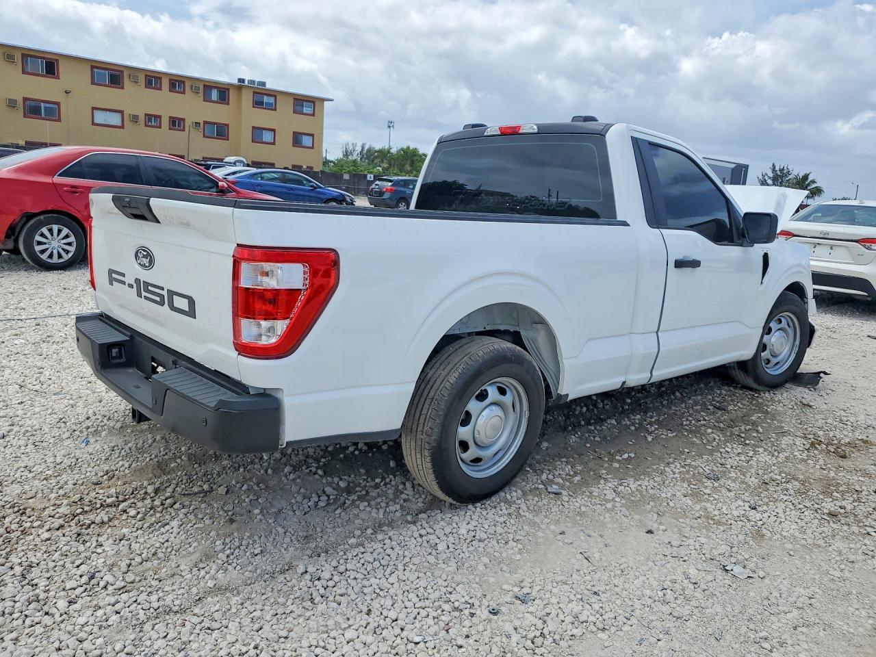 2025 Ford F150 Xl - zdjęcie 3