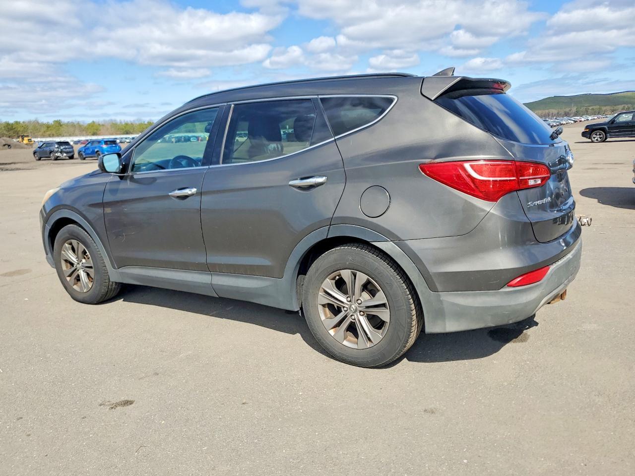 2013 Hyundai Santa Fe Sport 2.4L - zdjęcie 2