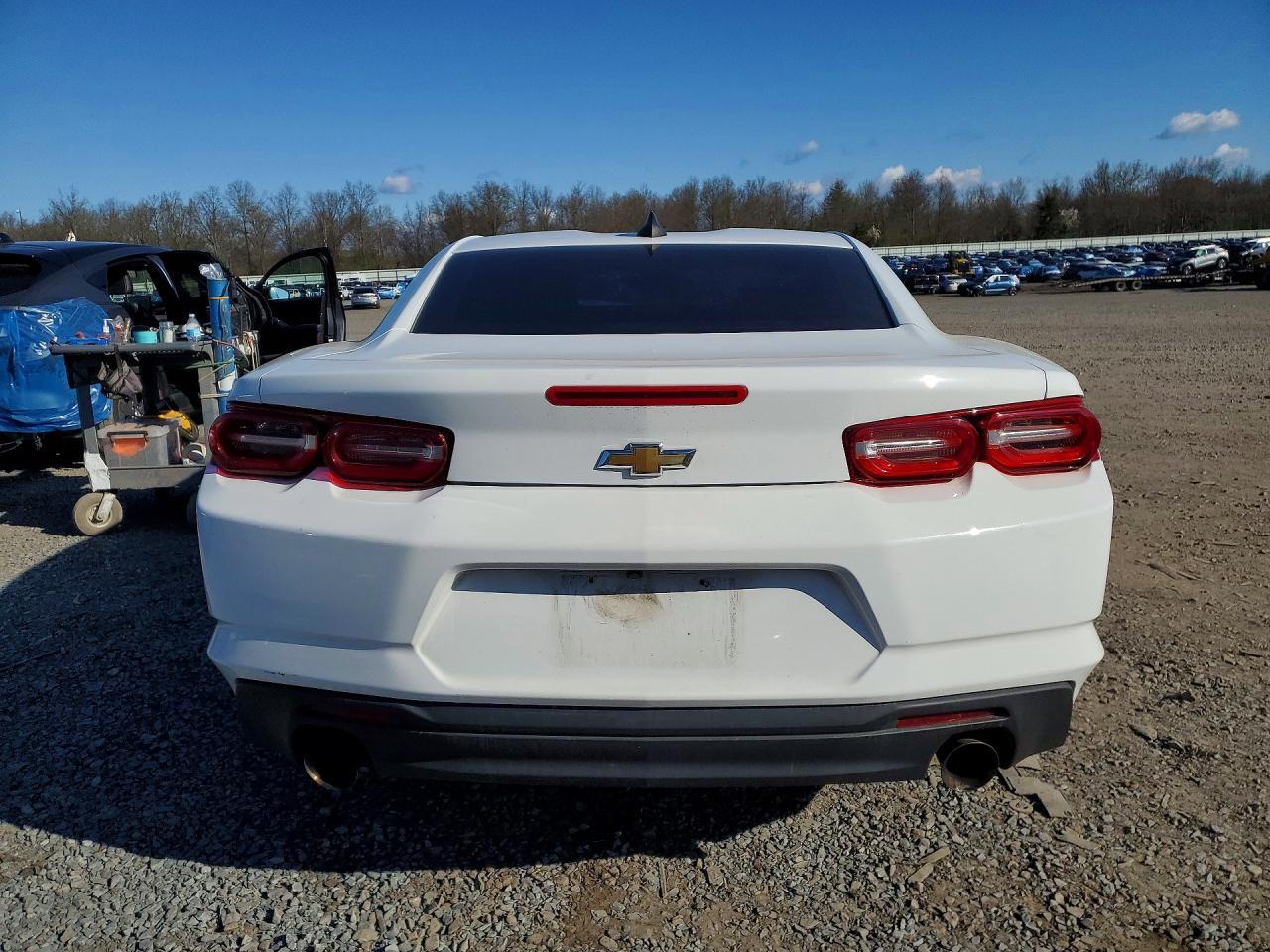 2020 Chevrolet Camaro Ls - zdjęcie 6