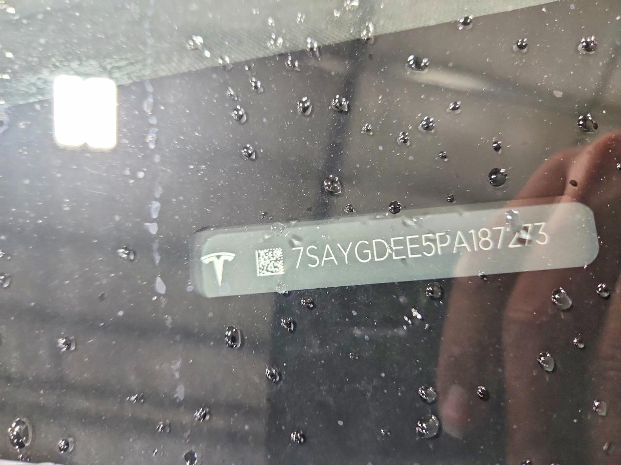 2023 Tesla Model Y - zdjęcie 13