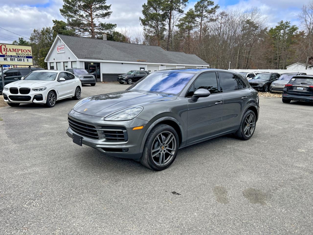 2019 Porsche Cayenne - zdjęcie 2