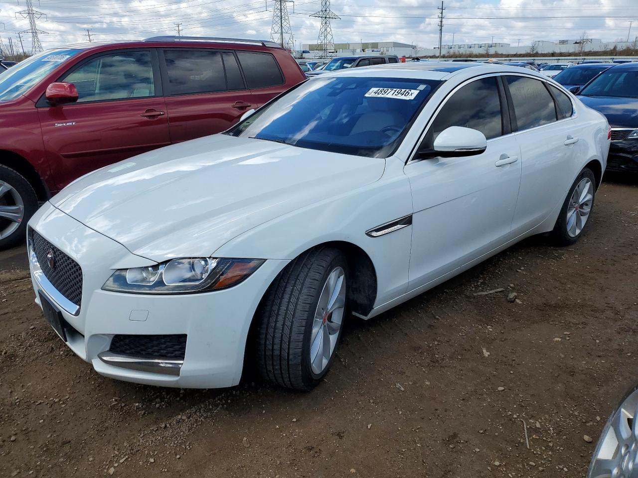 2017 Jaguar Xf - zdjęcie główne
