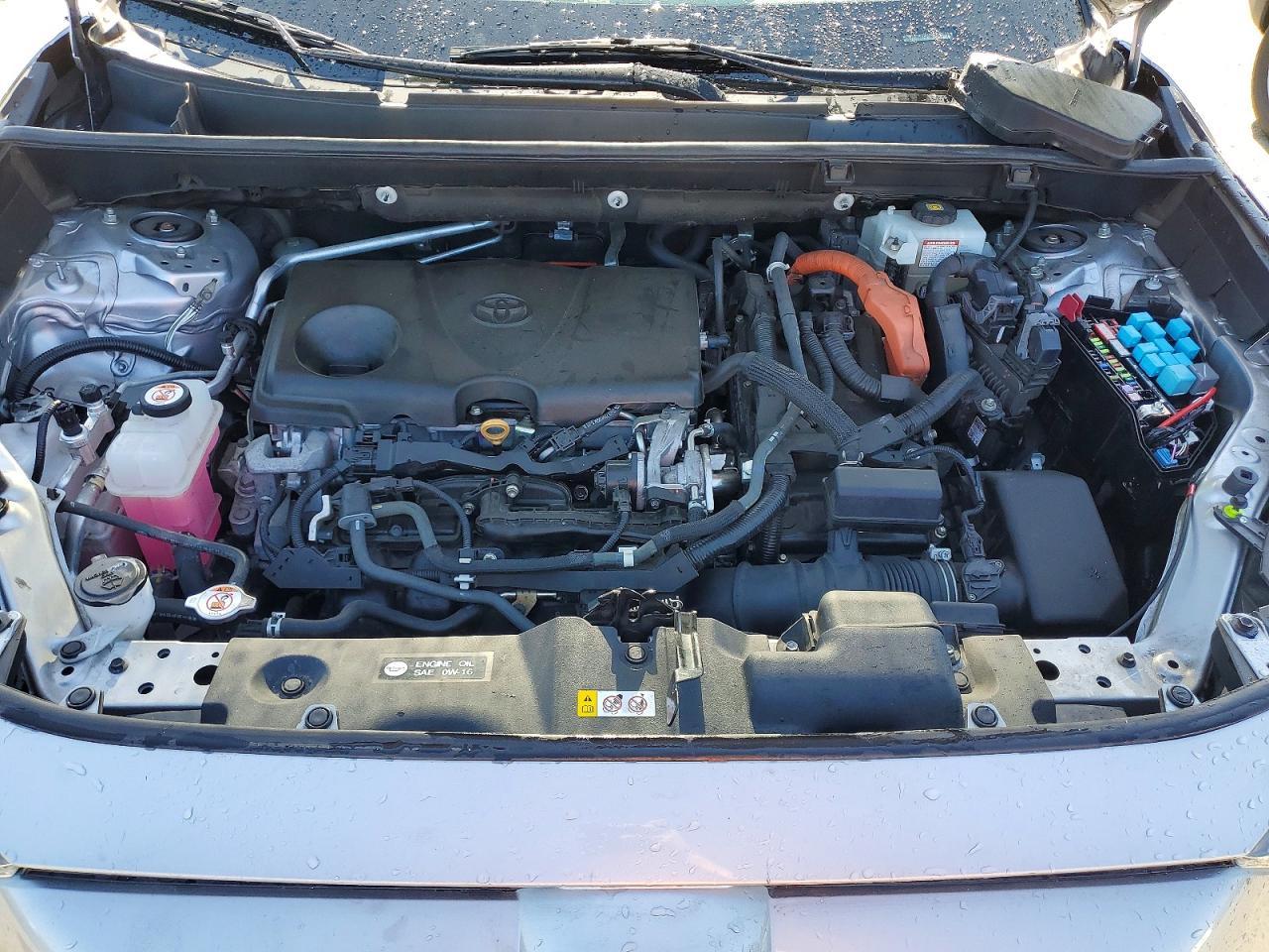 2019 Toyota Rav4 Hybrid Le - zdjęcie 12