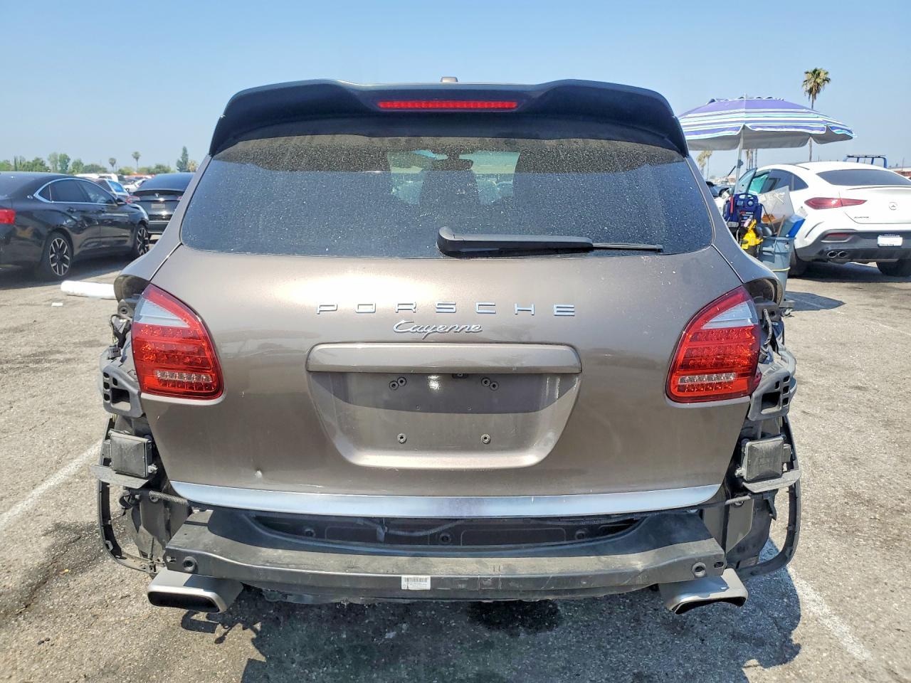 2013 Porsche Cayenne - zdjęcie 6