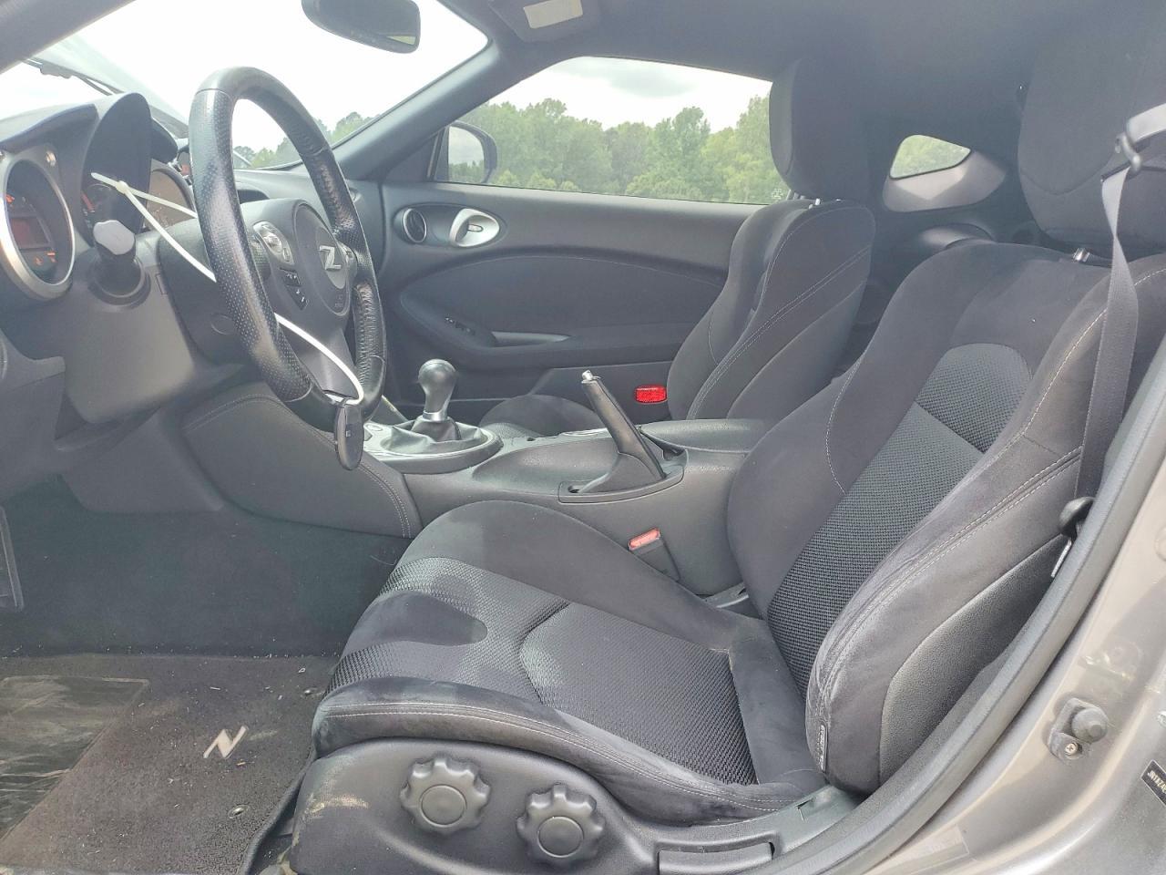 2017 Nissan 370Z Sport Tech - zdjęcie 7
