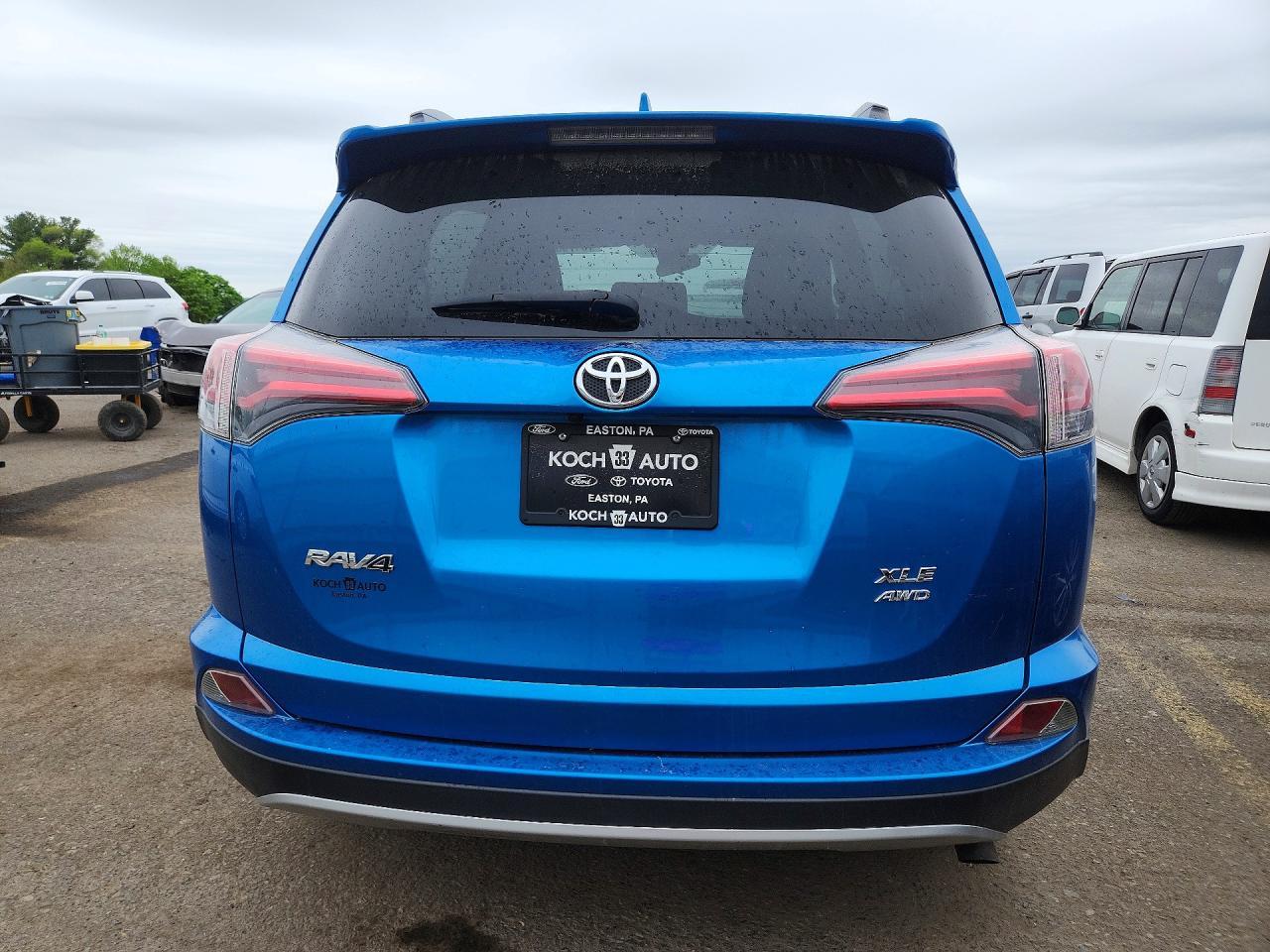 2017 Toyota Rav4 Xle - zdjęcie 6