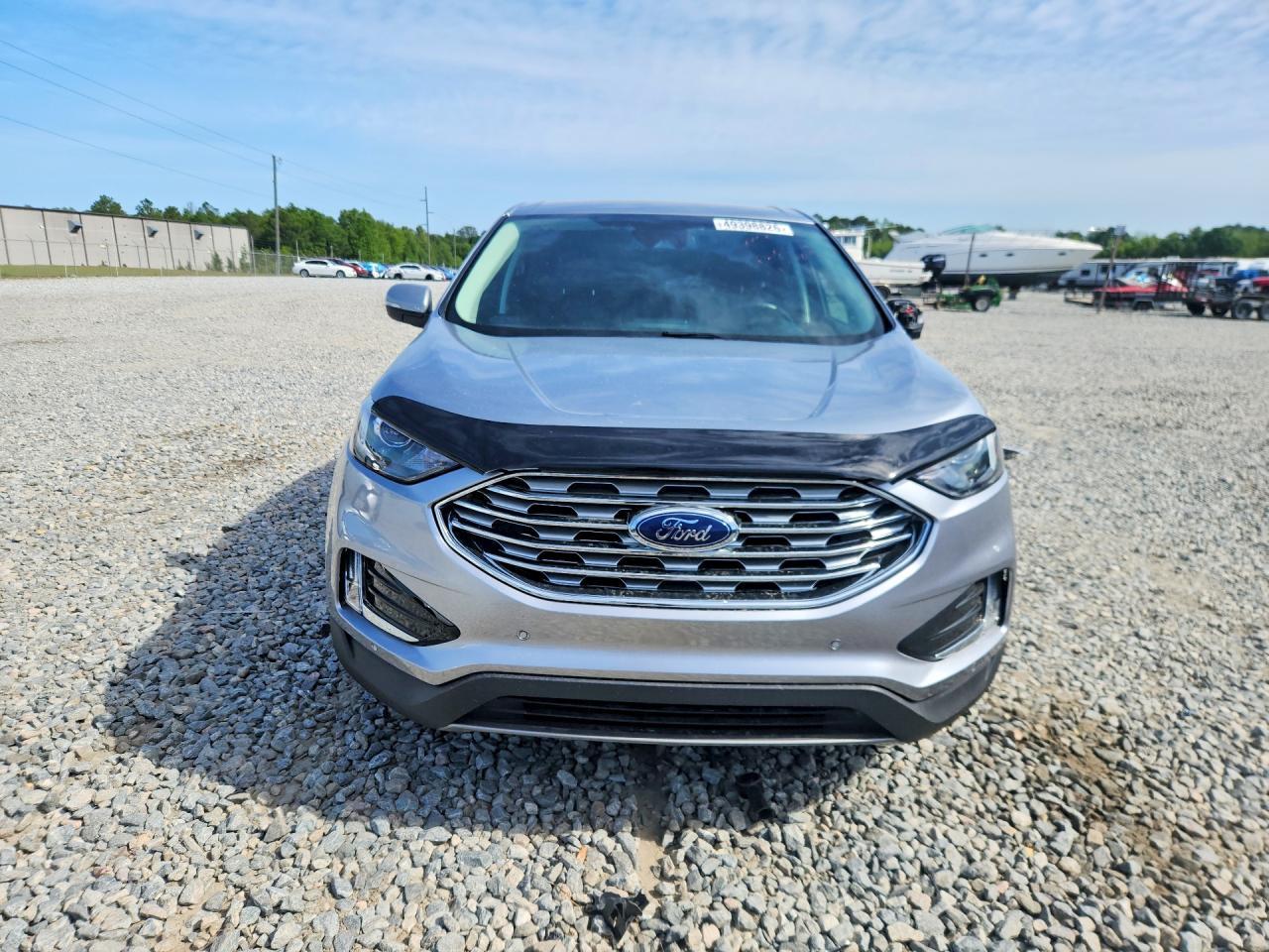 2022 Ford Edge Titanium - zdjęcie 5