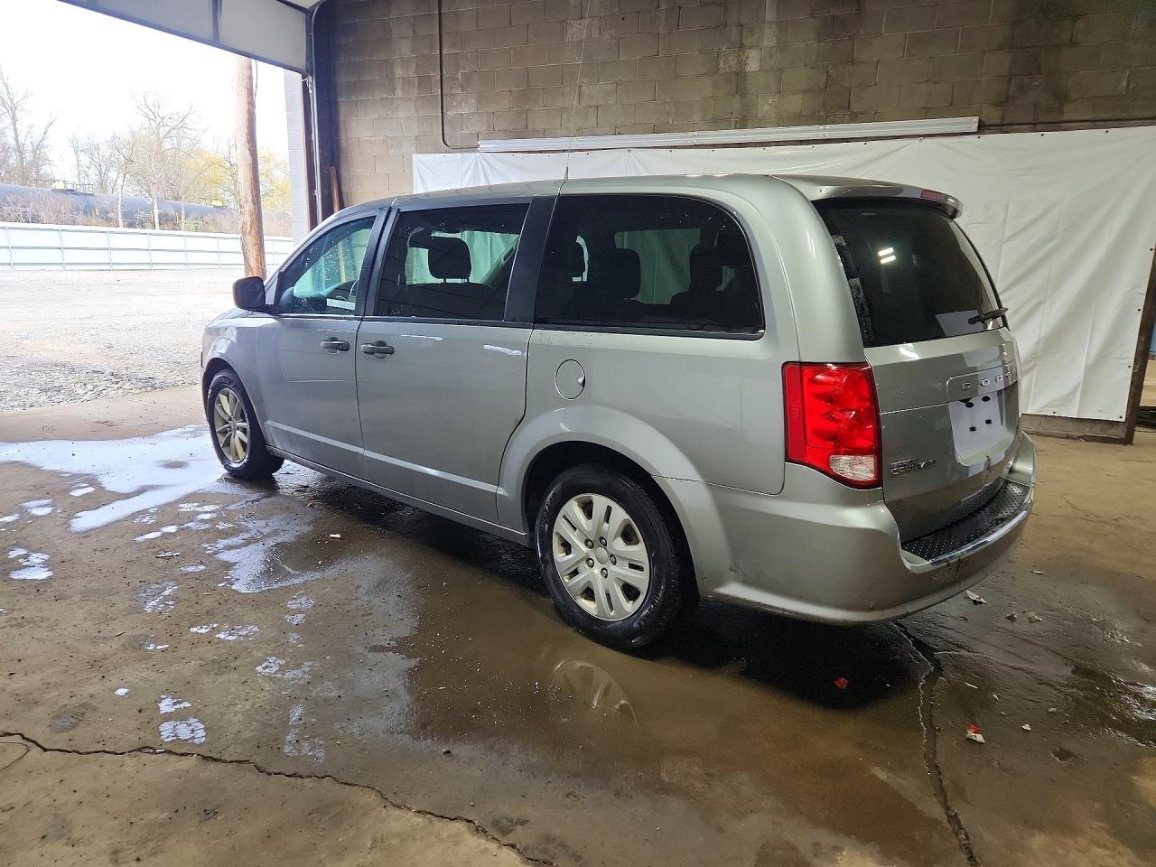 2020 Dodge Grand Caravan Se - zdjęcie 2