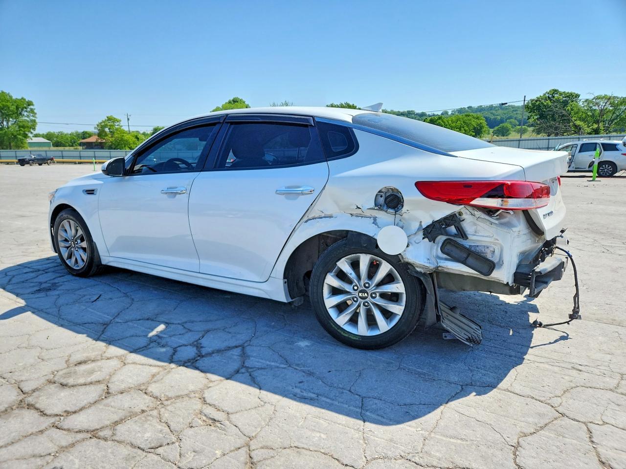 2018 Kia Optima - zdjęcie 2