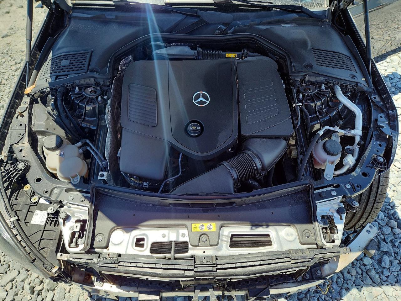 2022 Mercedes-Benz C 300 4Matic - zdjęcie 11