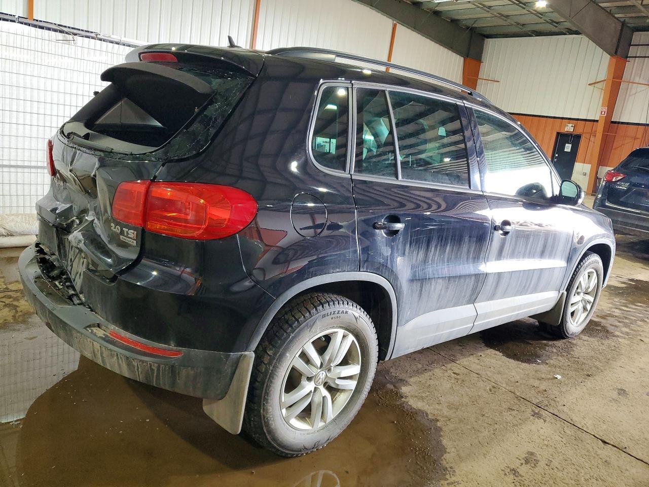 2014 Volkswagen Tiguan S - zdjęcie 3