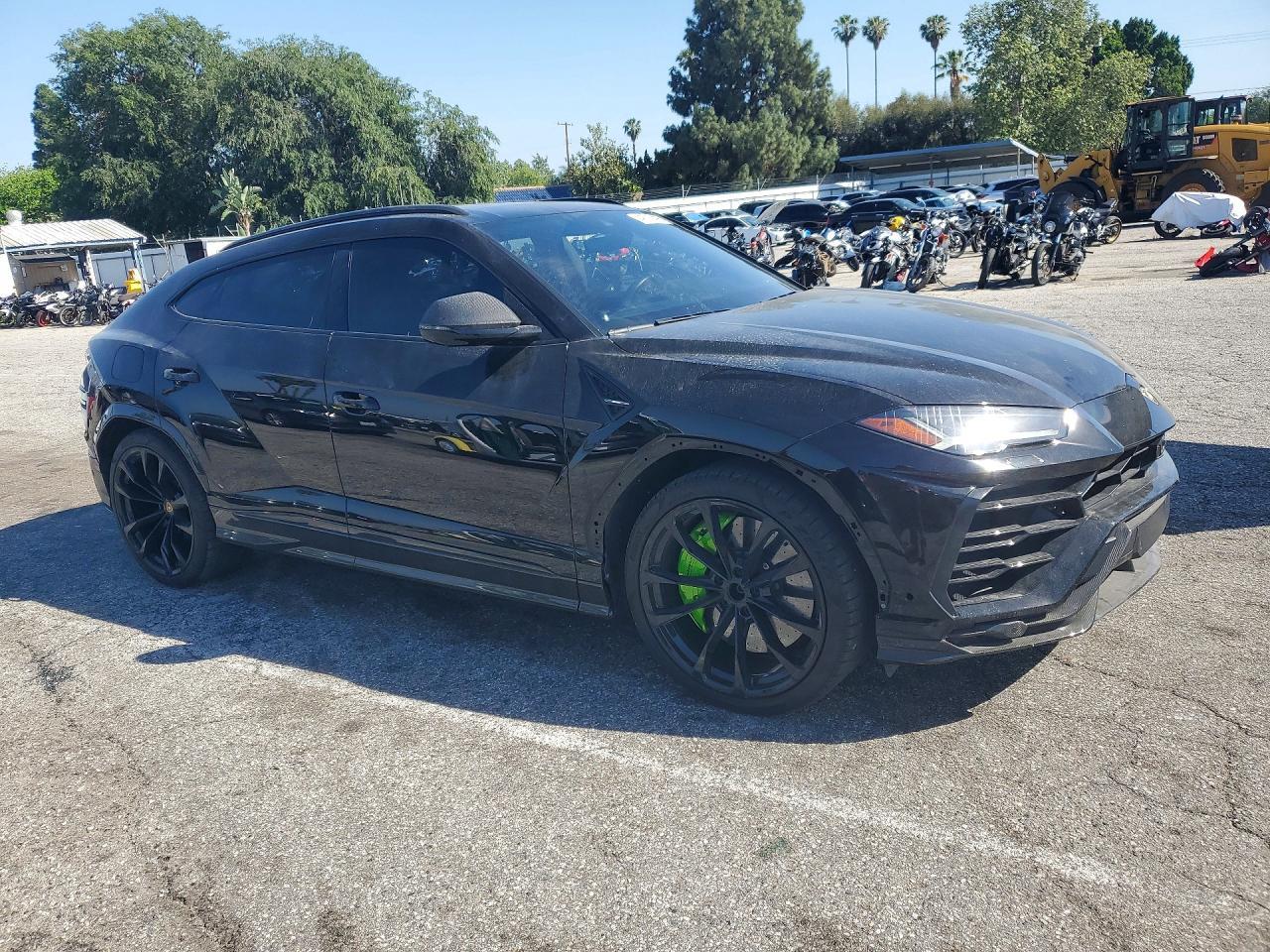 2020 Lamborghini Urus - zdjęcie 4