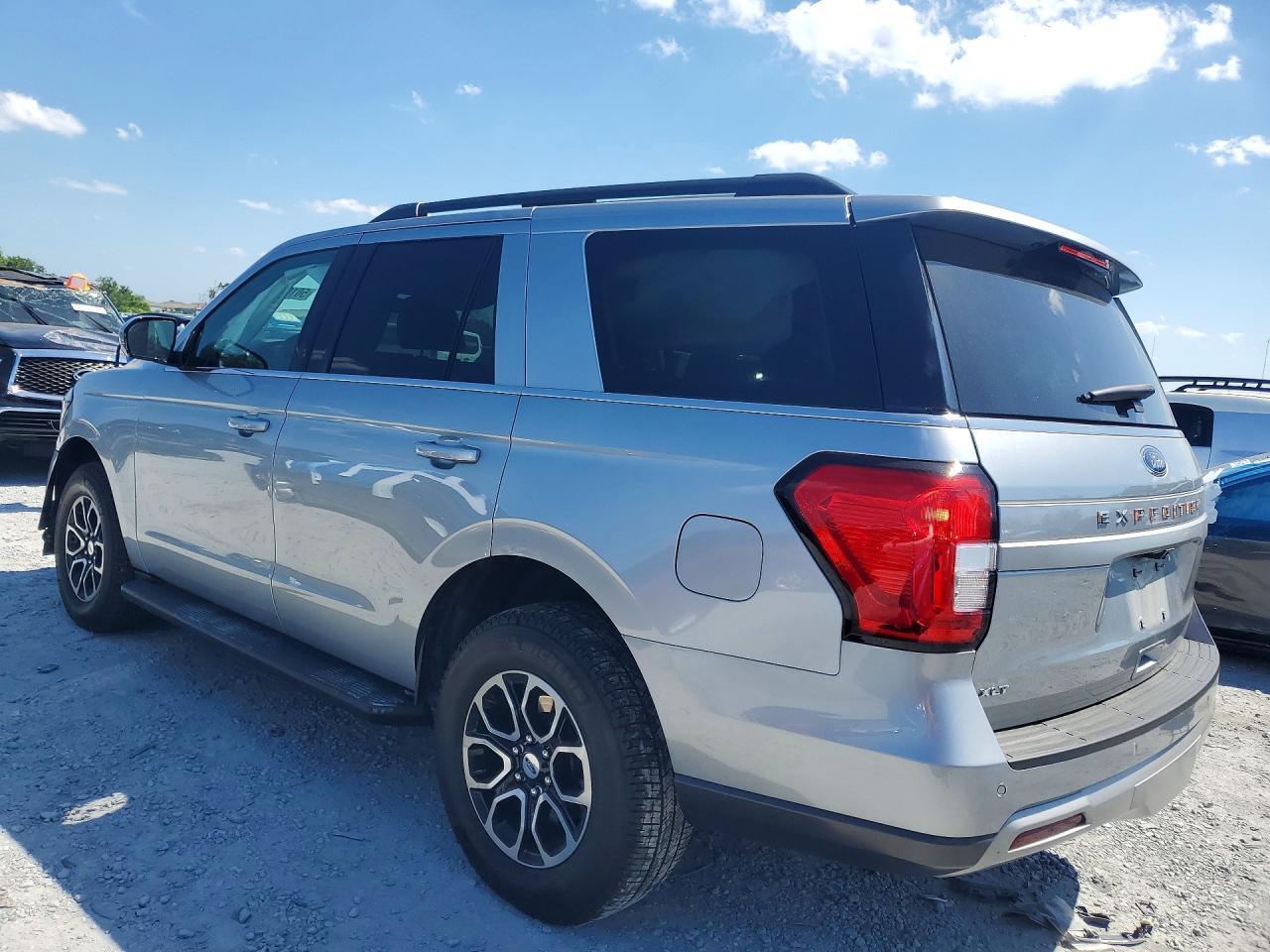 2024 Ford Expedition Xlt - zdjęcie 2