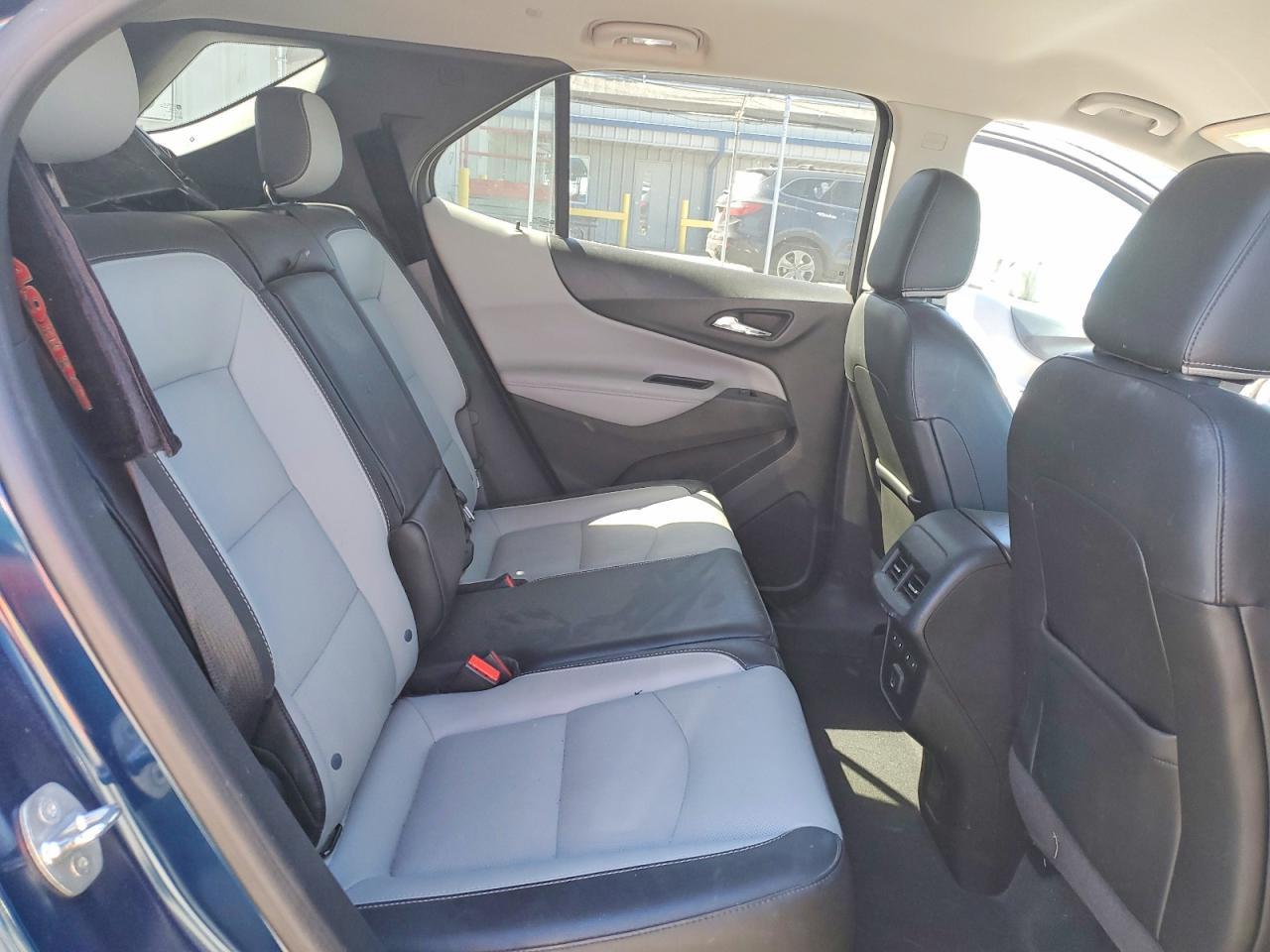 2020 Chevrolet Equinox Premier - zdjęcie 11