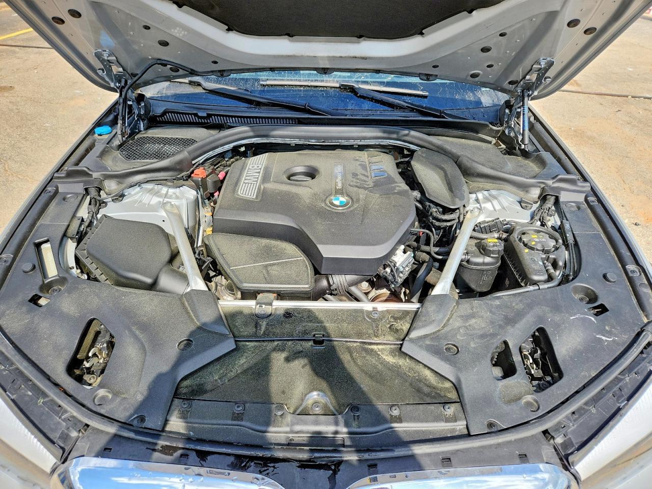 2019 BMW 530 I - zdjęcie 11