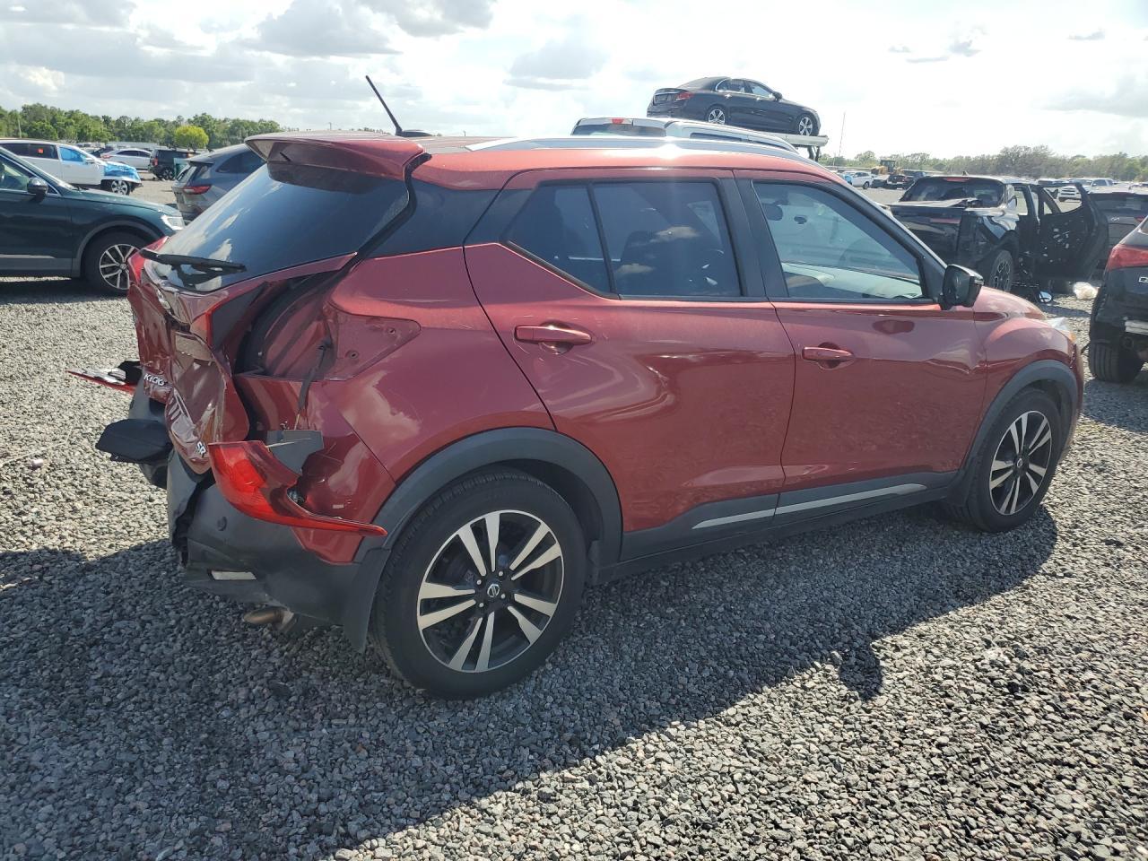 2020 Nissan Kicks Sr - zdjęcie 3