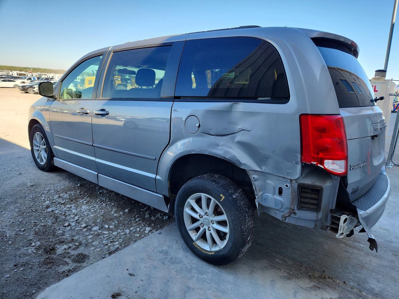 2015 Dodge Grand Caravan Sxt - zdjęcie 2