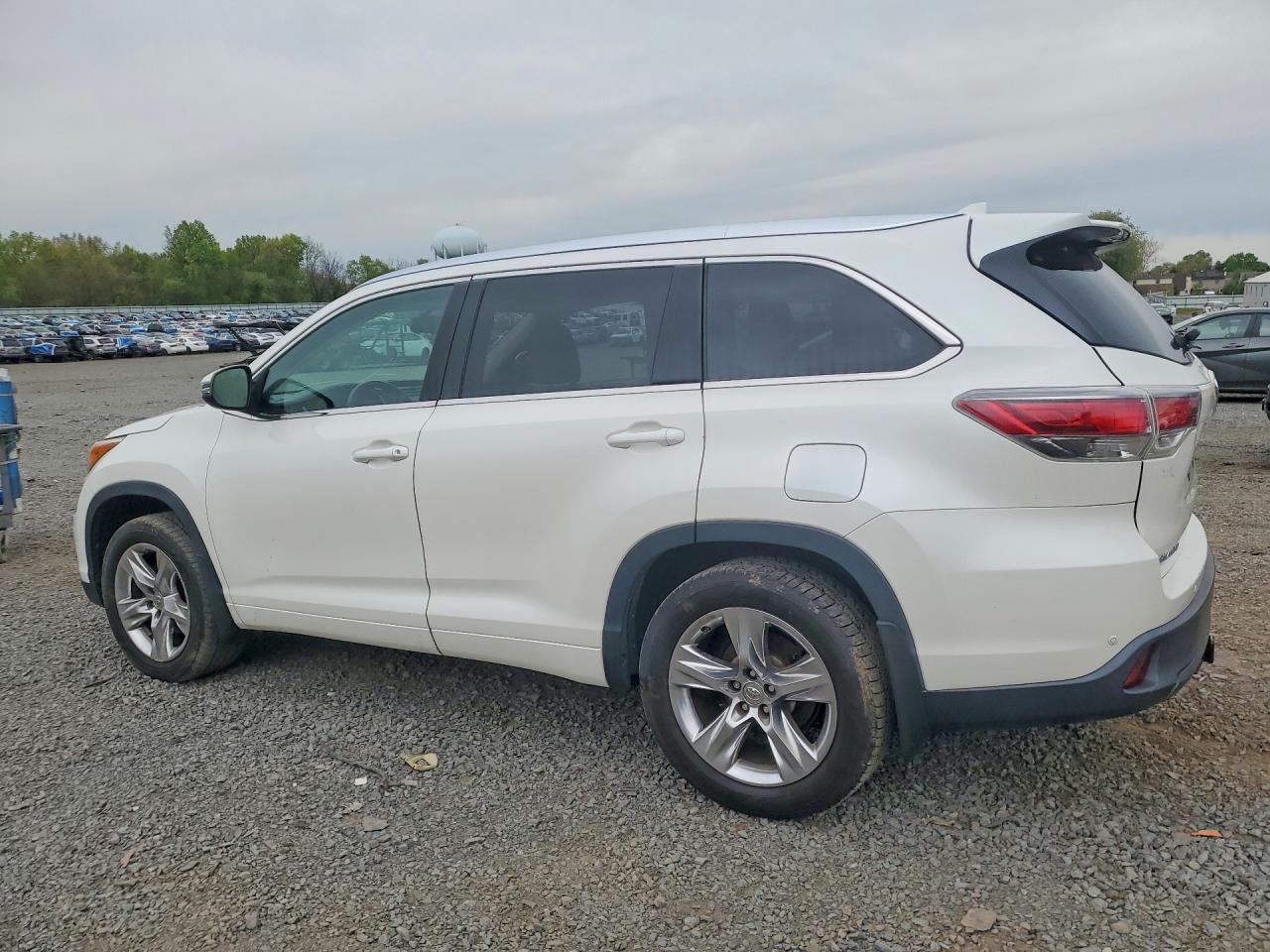 2014 Toyota Highlander Limited - zdjęcie 2
