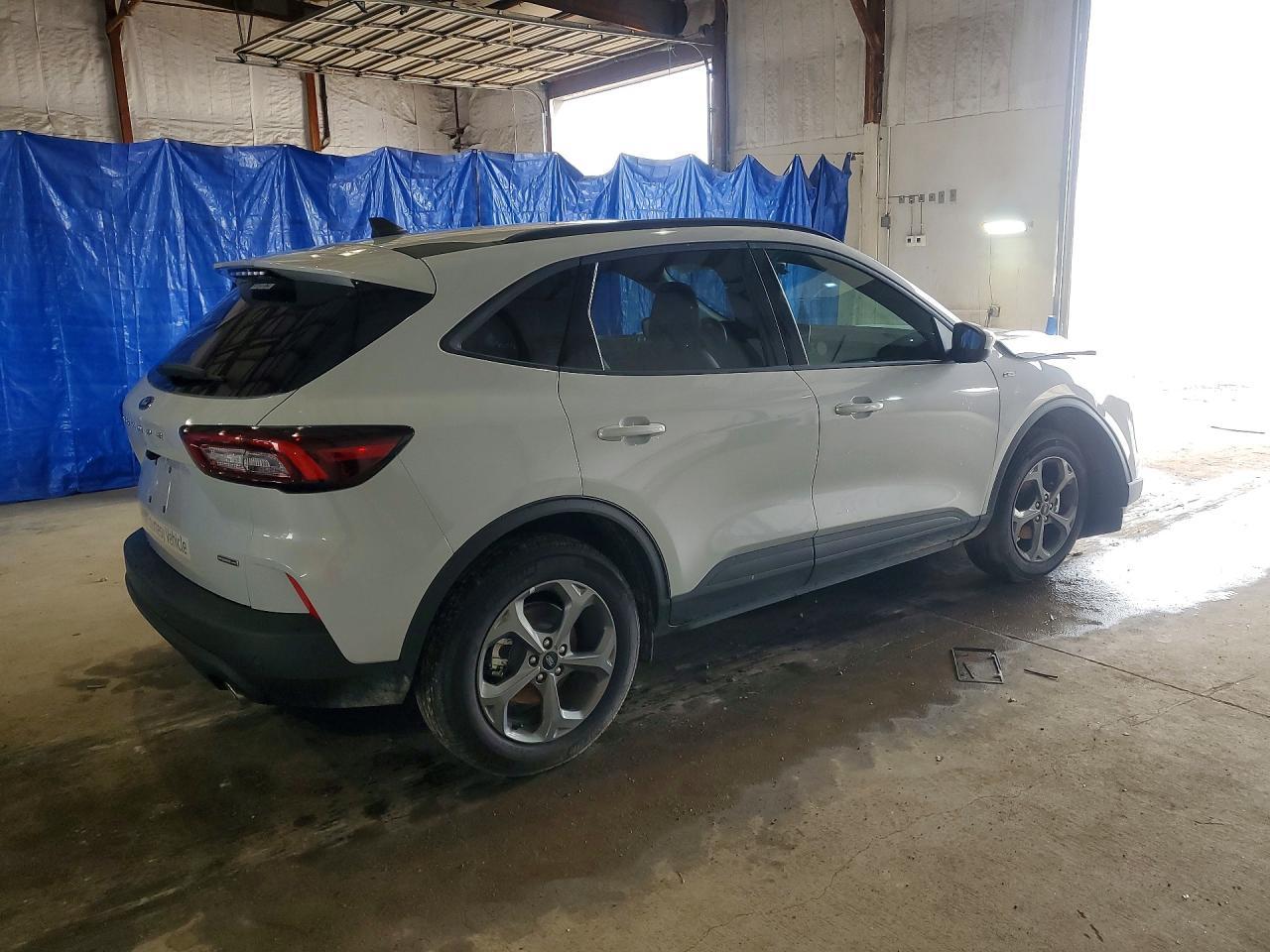 2026 Ford Escape St Line Select - zdjęcie 3