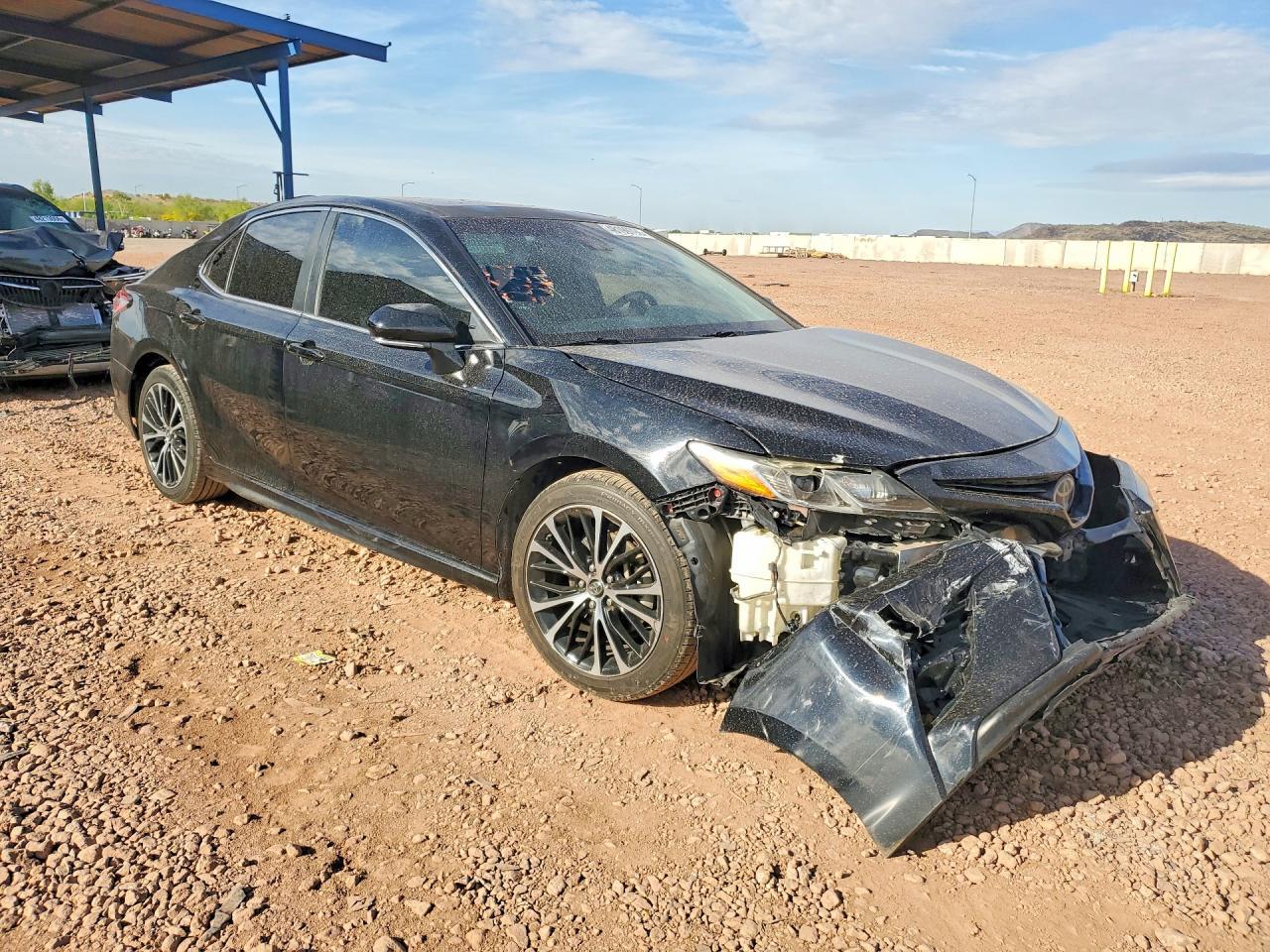 2018 Toyota Camry Se - zdjęcie 4