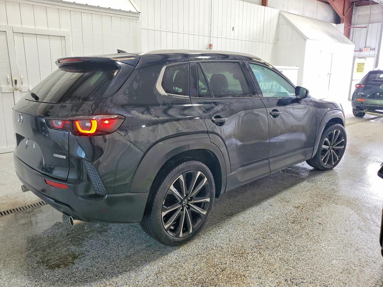 2025 Mazda Cx-50 Premium Plus - zdjęcie 3