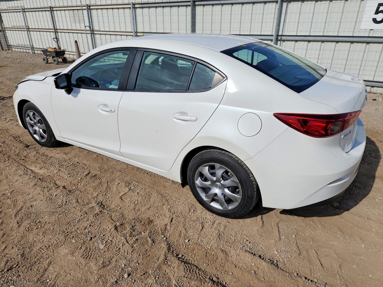 2016 Mazda 3 Sport - zdjęcie 2