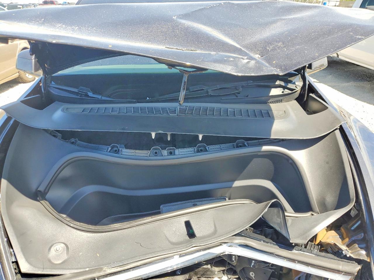 2026 Tesla Model Y - zdjęcie 12