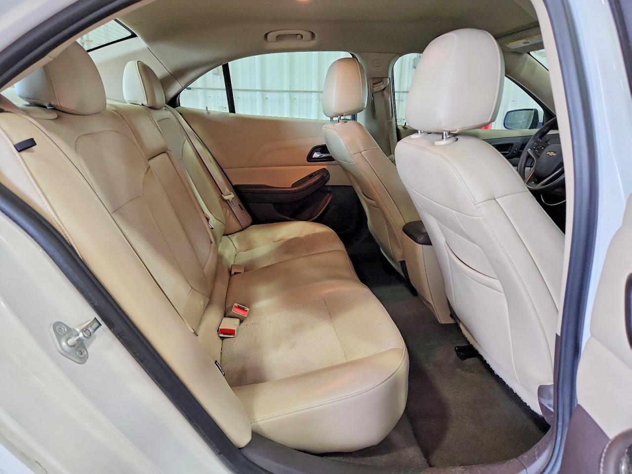 2015 Chevrolet Malibu 1Lt - zdjęcie 10