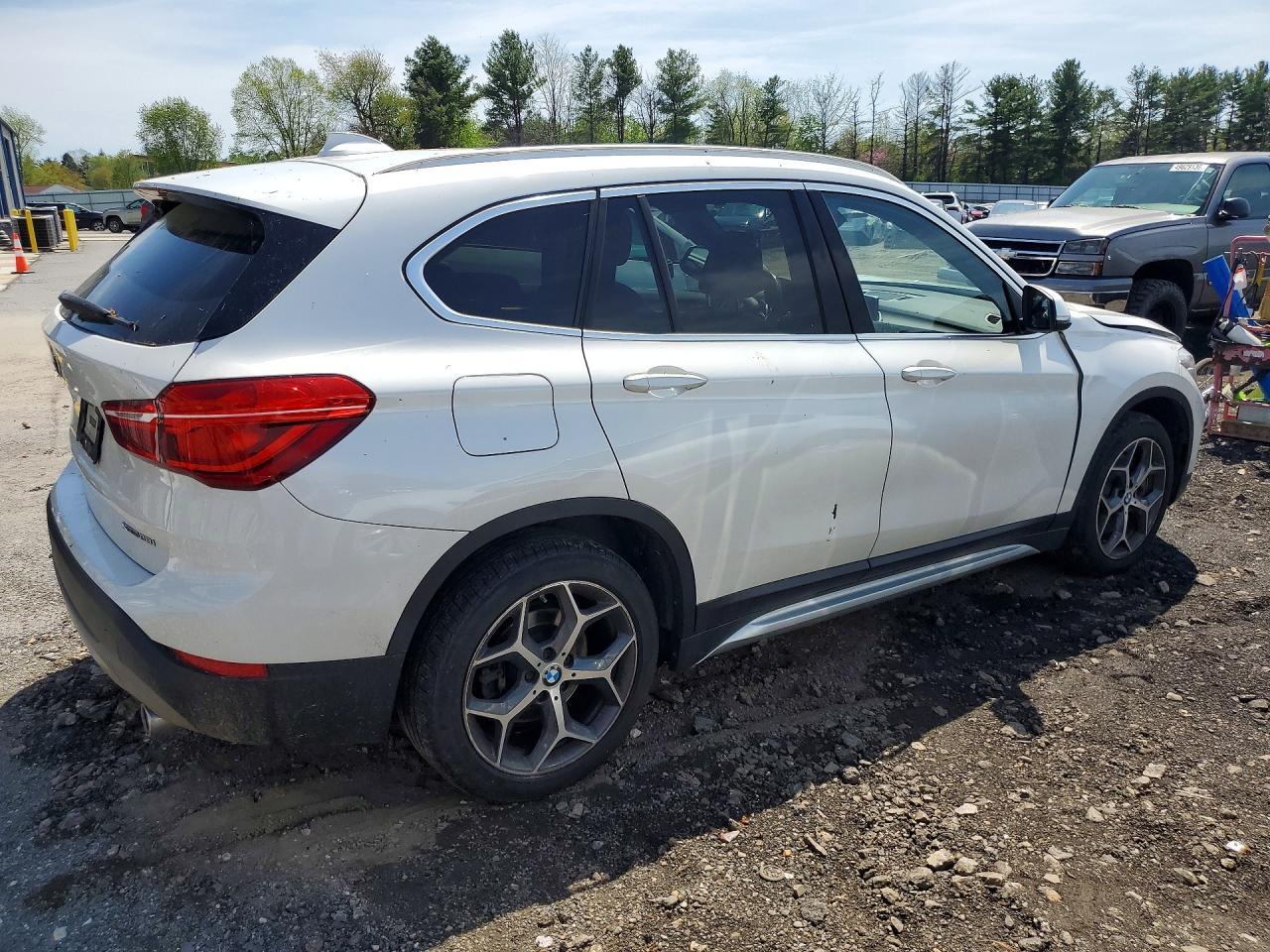 2018 BMW X1 xDrive28I - zdjęcie 3