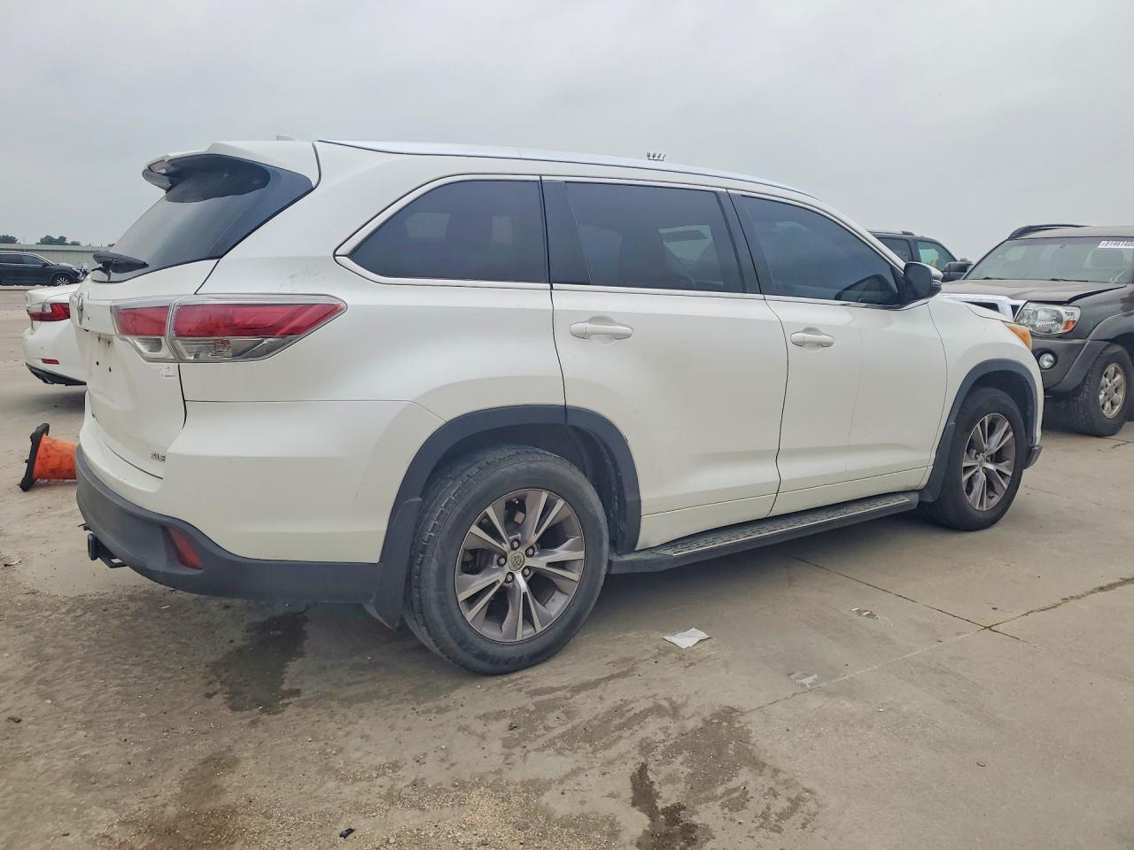 2014 Toyota Highlander Xle - zdjęcie 3