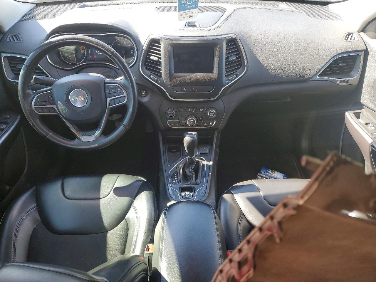 2019 Jeep Cherokee Latitude Plus - zdjęcie 8