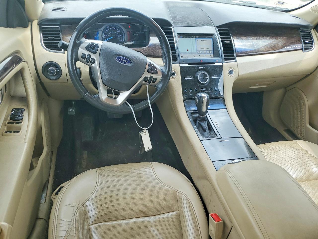 2019 Ford Taurus Limited - zdjęcie 8