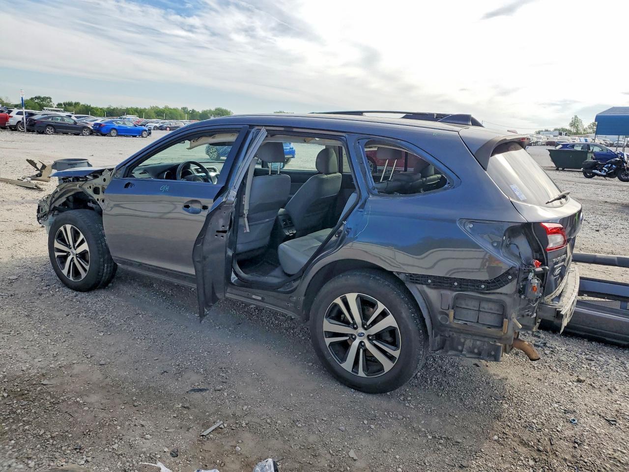 2019 Subaru Outback 2.5I Limited - zdjęcie 2