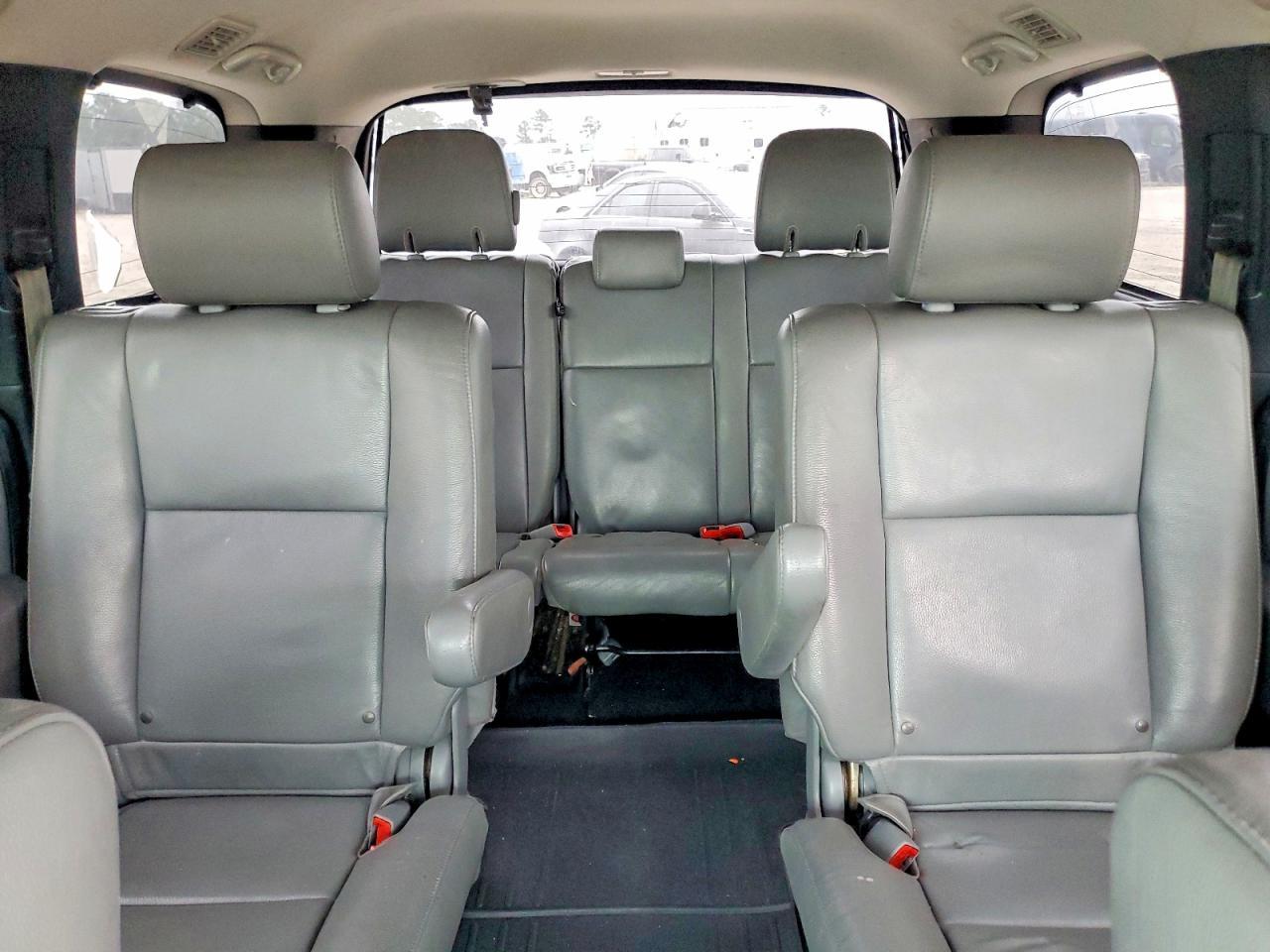 2014 Toyota Sequoia Limited - zdjęcie 10