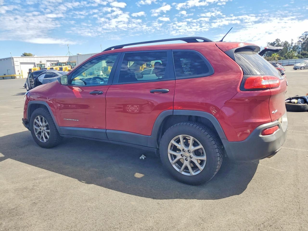 2017 Jeep Cherokee Sport - zdjęcie 2