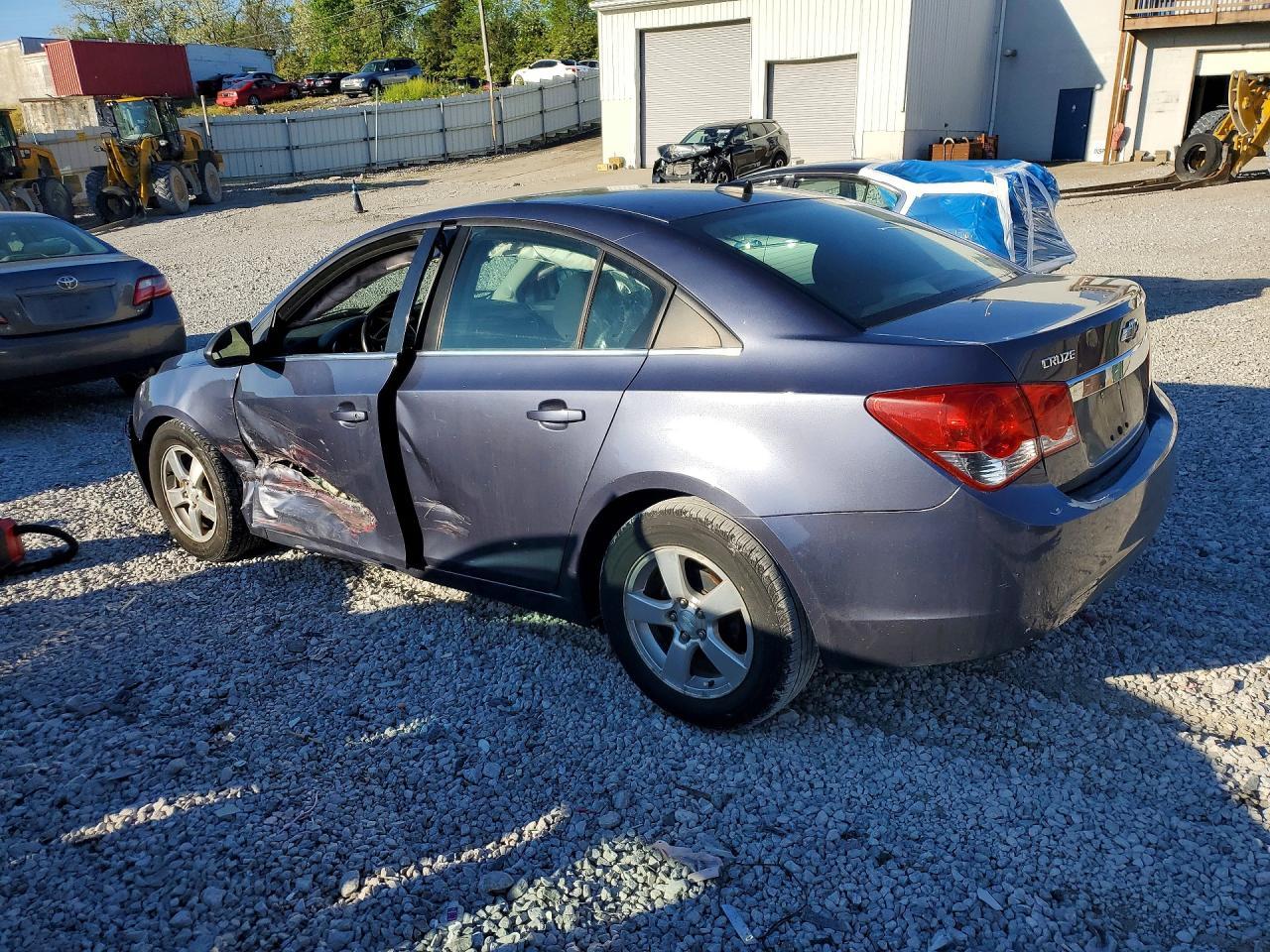 2013 Chevrolet Cruze Lt - zdjęcie 2