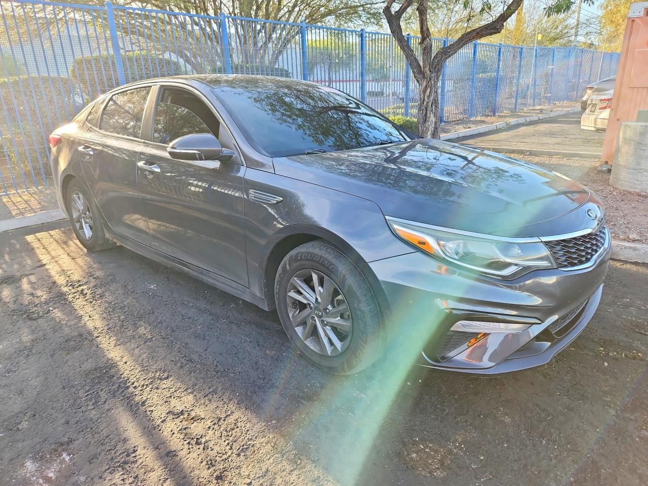 2019 Kia Optima Lx - zdjęcie 4