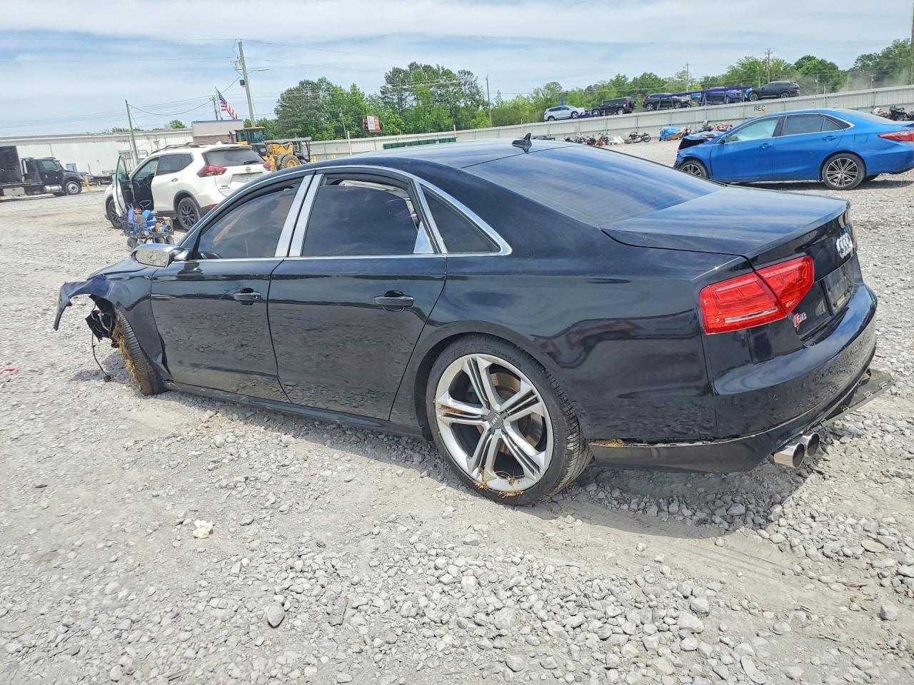 2013 Audi S8 Quattro - zdjęcie 2
